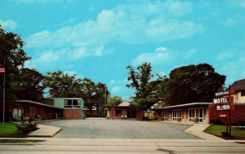 Waterland Motel - Old Postcard Photo